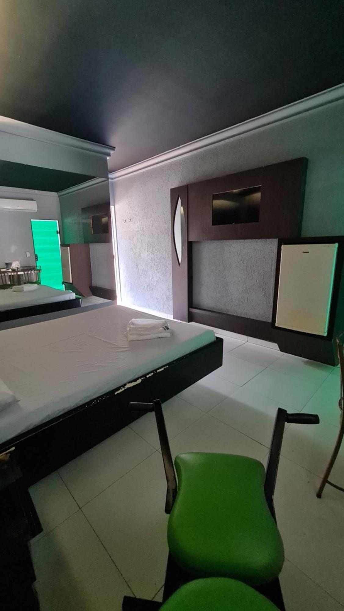 Gran Motel Gyn Гоянія Екстер'єр фото